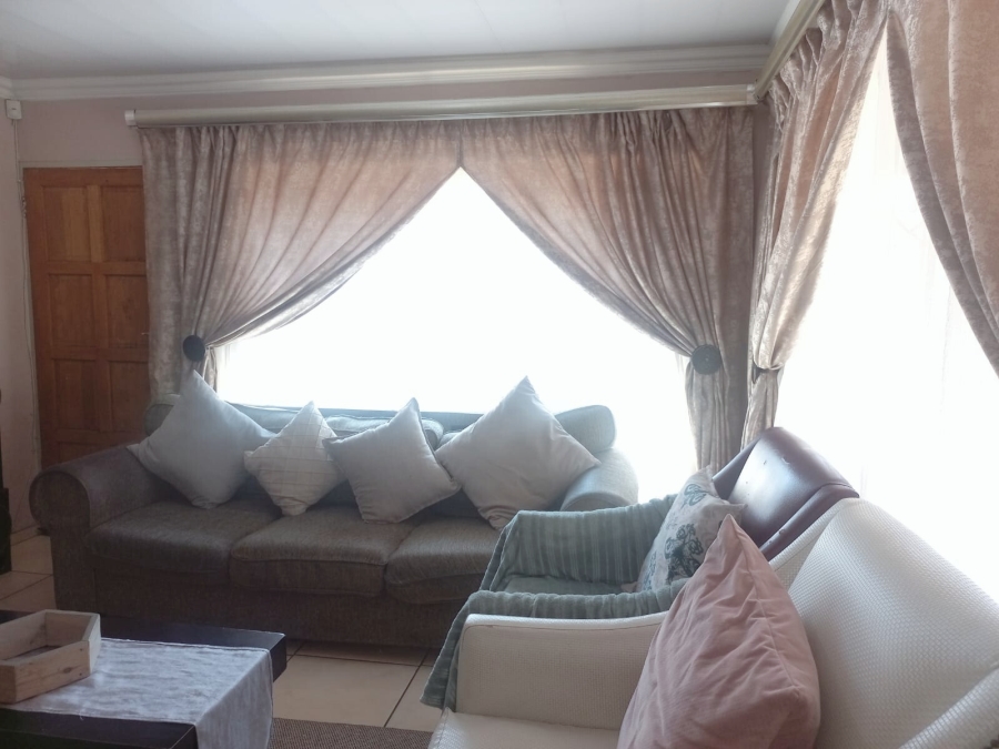 3 Bedroom Property for Sale in Soshanguve BB Gauteng