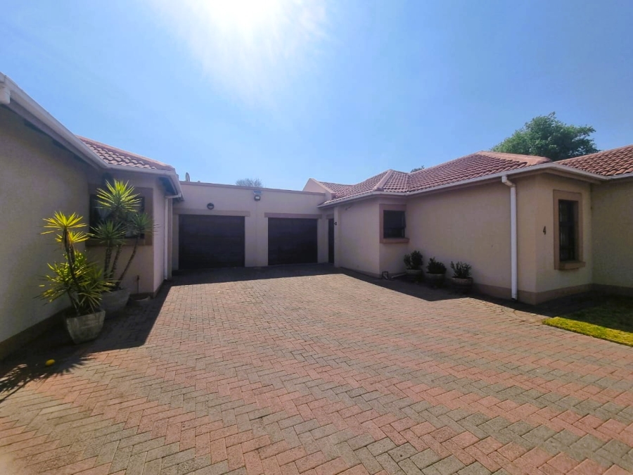 3 Bedroom Property for Sale in Vanderbijlpark SE 2 Gauteng