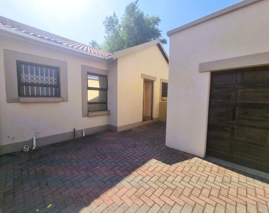 3 Bedroom Property for Sale in Vanderbijlpark SE 2 Gauteng
