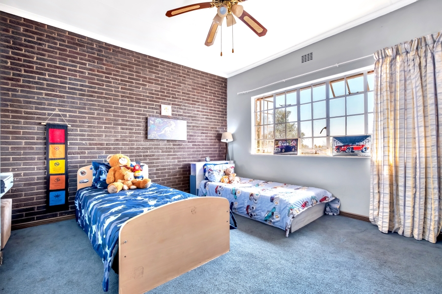 4 Bedroom Property for Sale in Emmarentia Gauteng