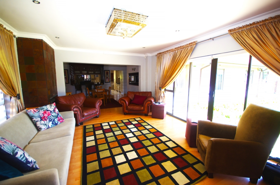 4 Bedroom Property for Sale in Bardene Gauteng