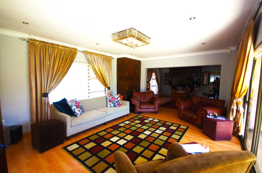 4 Bedroom Property for Sale in Bardene Gauteng