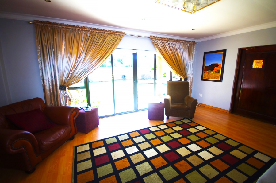4 Bedroom Property for Sale in Bardene Gauteng