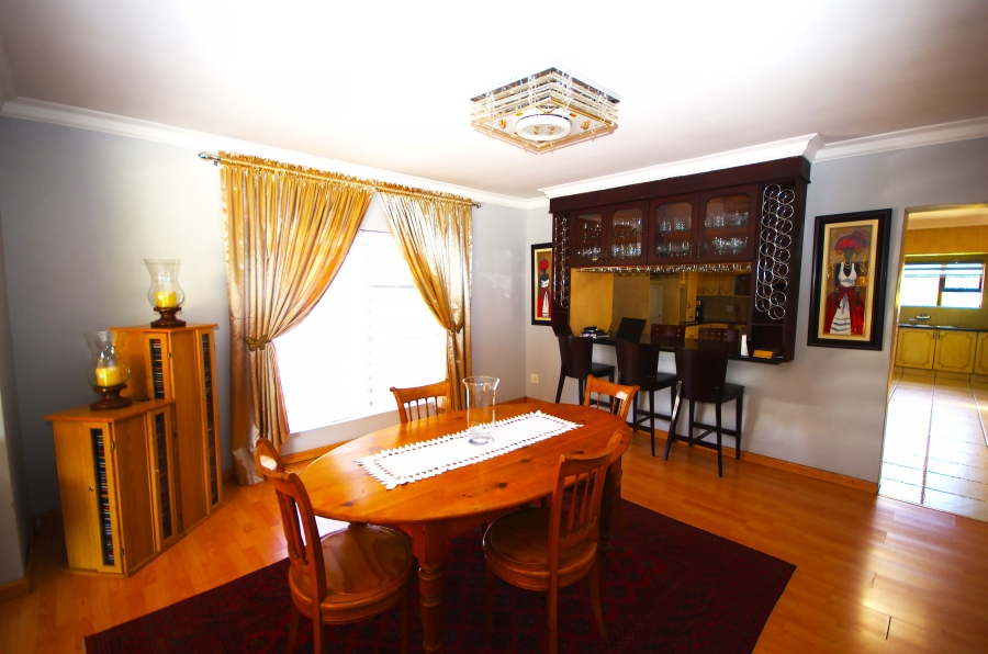4 Bedroom Property for Sale in Bardene Gauteng