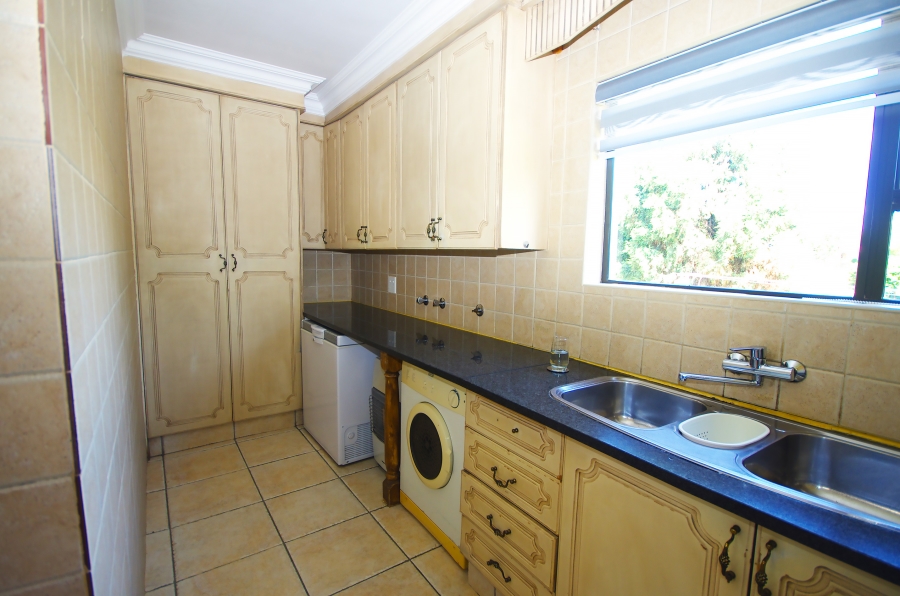 4 Bedroom Property for Sale in Bardene Gauteng