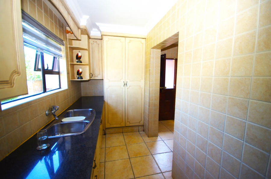 4 Bedroom Property for Sale in Bardene Gauteng