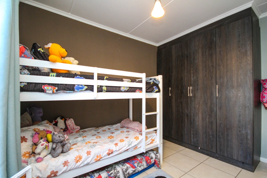 3 Bedroom Property for Sale in Greenstone Crest Gauteng