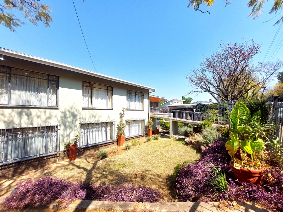 7 Bedroom Property for Sale in Lukasrand Gauteng