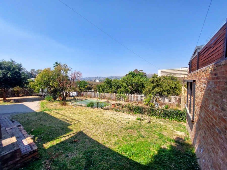 7 Bedroom Property for Sale in Lukasrand Gauteng