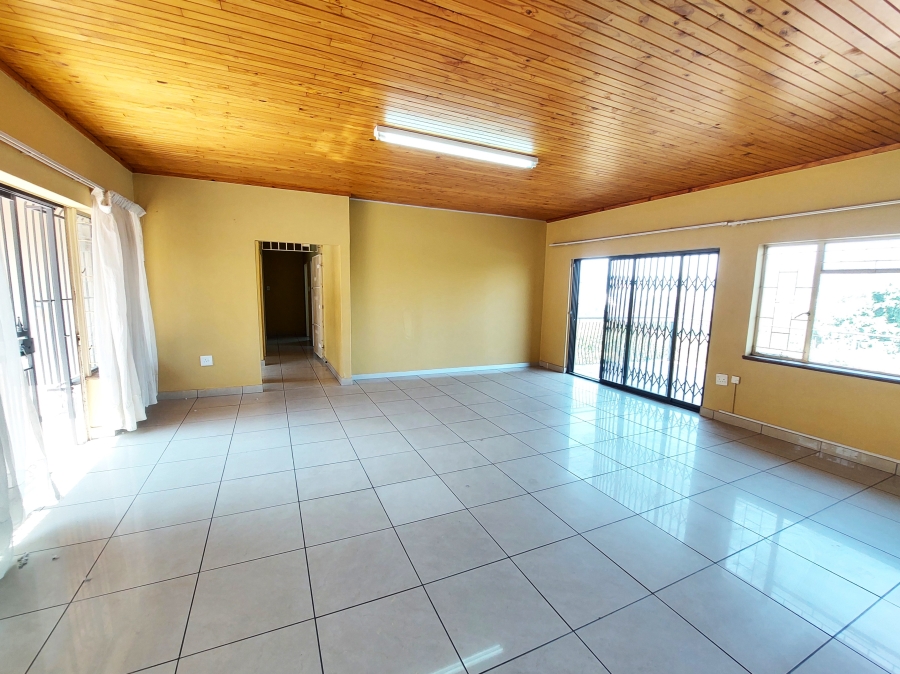 7 Bedroom Property for Sale in Lukasrand Gauteng