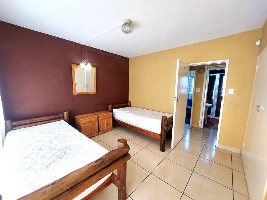 7 Bedroom Property for Sale in Lukasrand Gauteng