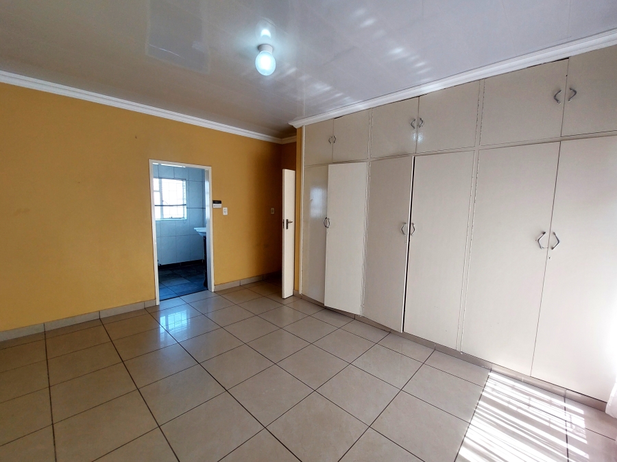 7 Bedroom Property for Sale in Lukasrand Gauteng