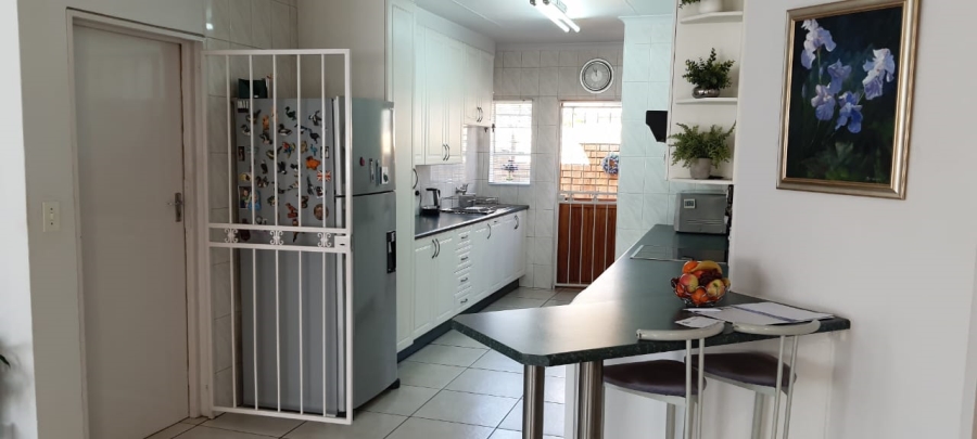 3 Bedroom Property for Sale in Eden Glen Gauteng
