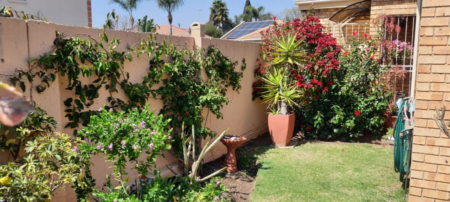 3 Bedroom Property for Sale in Eden Glen Gauteng