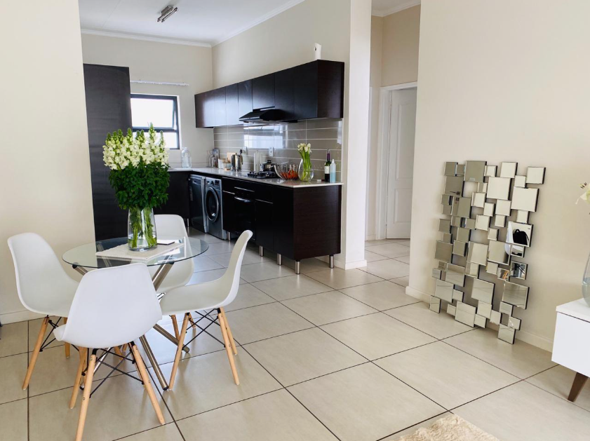To Let 2 Bedroom Property for Rent in Modderfontein Gauteng