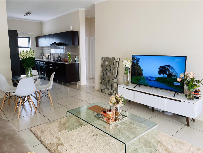 To Let 2 Bedroom Property for Rent in Modderfontein Gauteng