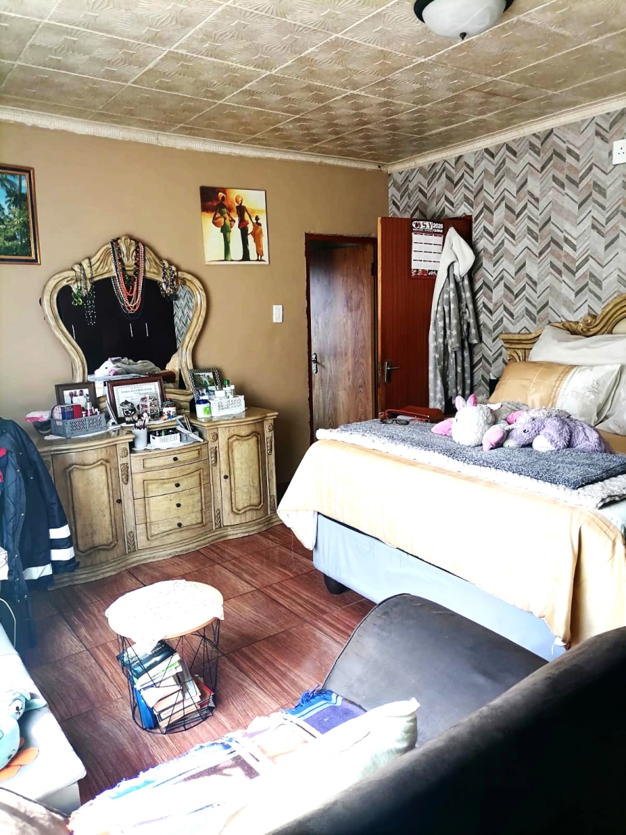 3 Bedroom Property for Sale in Moleleki Gauteng