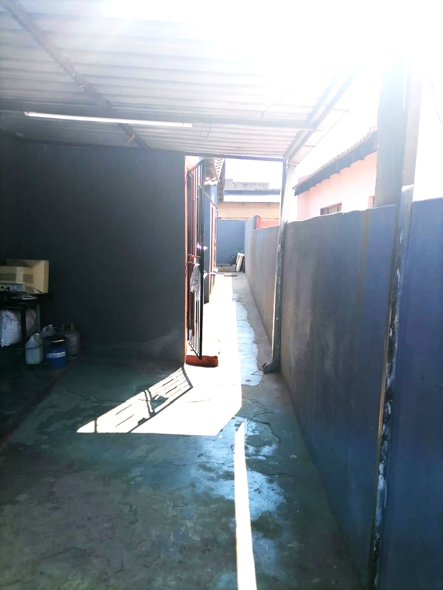 3 Bedroom Property for Sale in Moleleki Gauteng