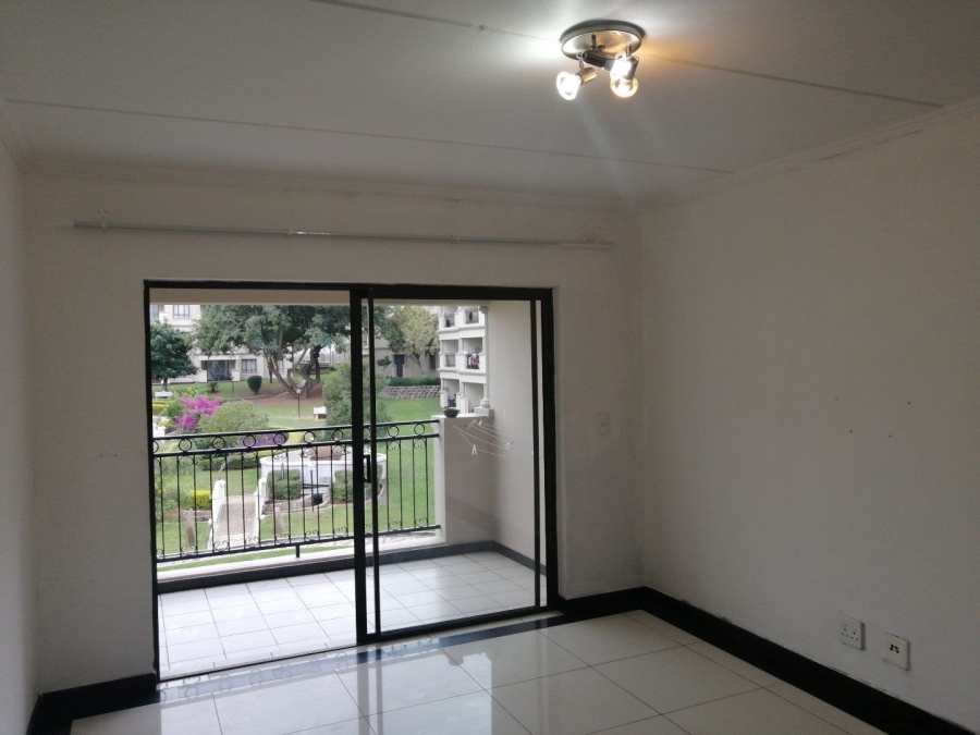 To Let 2 Bedroom Property for Rent in Noordwyk Gauteng