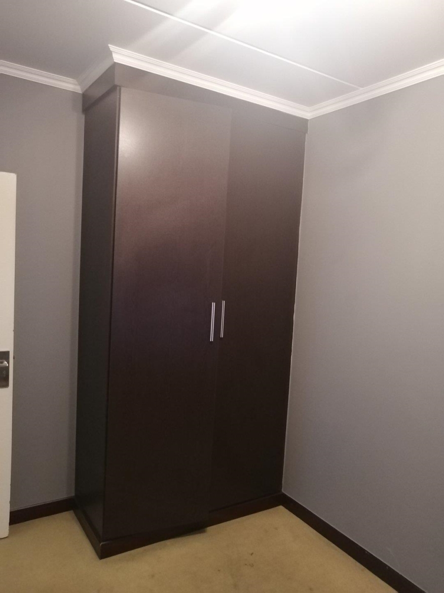 To Let 2 Bedroom Property for Rent in Noordwyk Gauteng