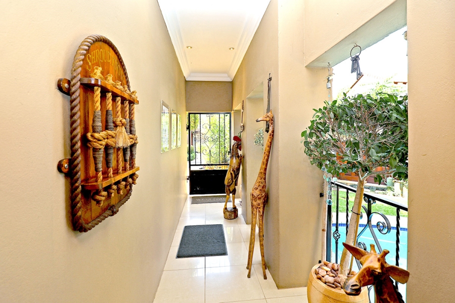 4 Bedroom Property for Sale in Broadacres Gauteng