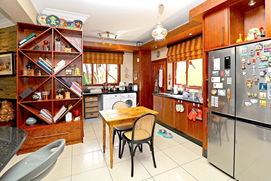 4 Bedroom Property for Sale in Broadacres Gauteng