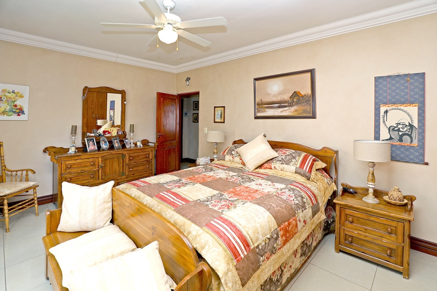 4 Bedroom Property for Sale in Broadacres Gauteng