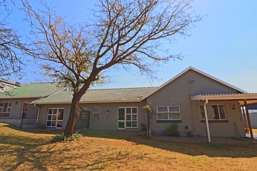 7 Bedroom Property for Sale in Bryanston Gauteng