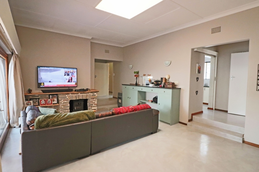 7 Bedroom Property for Sale in Bryanston Gauteng
