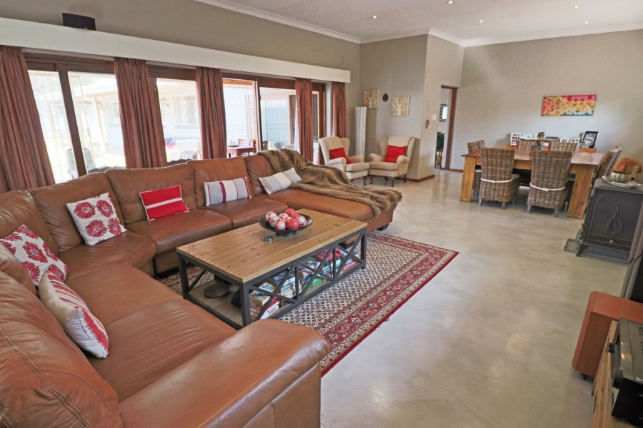 7 Bedroom Property for Sale in Bryanston Gauteng