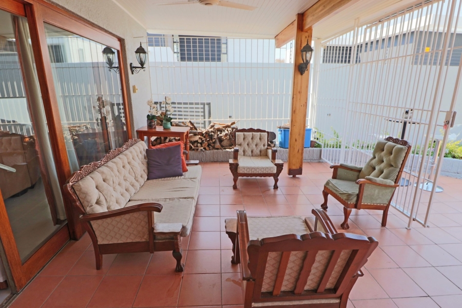 7 Bedroom Property for Sale in Bryanston Gauteng