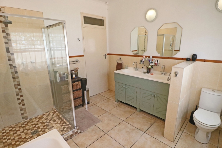 7 Bedroom Property for Sale in Bryanston Gauteng