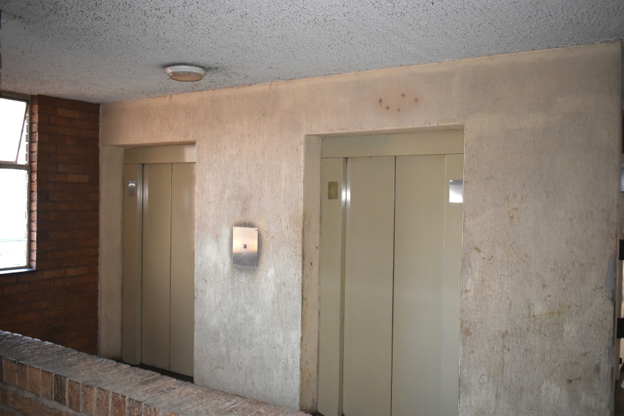 2 Bedroom Property for Sale in Pretoria Central Gauteng