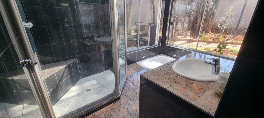 3 Bedroom Property for Sale in Cyrildene Gauteng