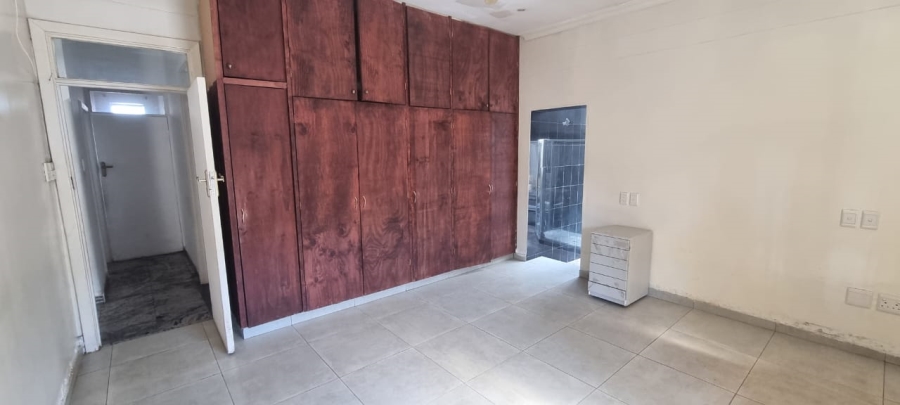 3 Bedroom Property for Sale in Cyrildene Gauteng