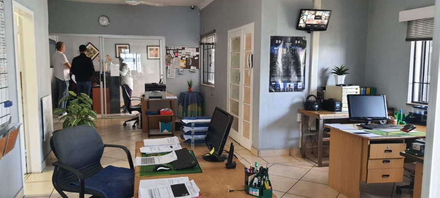 5 Bedroom Property for Sale in Edendale Gauteng