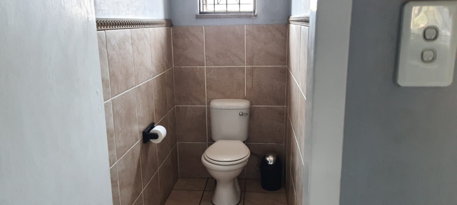 5 Bedroom Property for Sale in Edendale Gauteng
