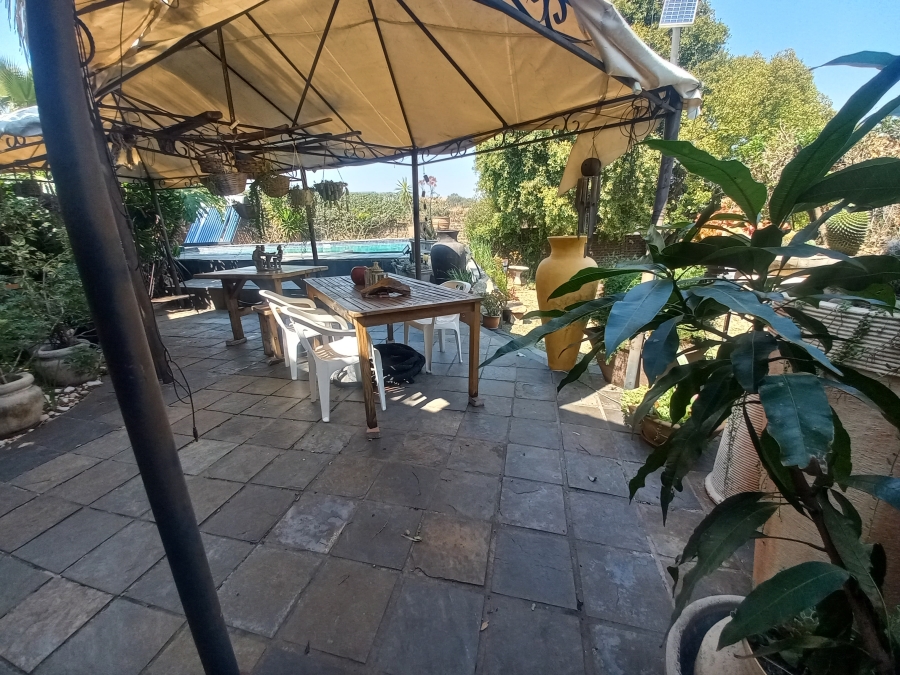 5 Bedroom Property for Sale in Croydon Gauteng