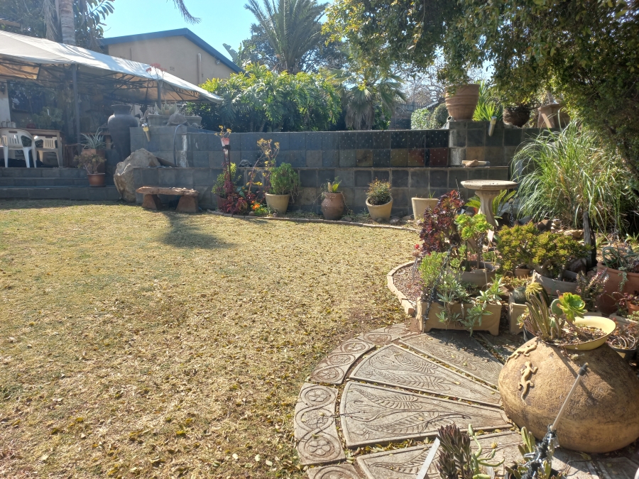 5 Bedroom Property for Sale in Croydon Gauteng