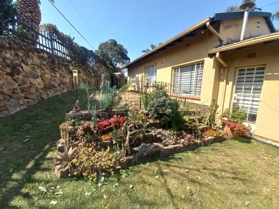5 Bedroom Property for Sale in Croydon Gauteng
