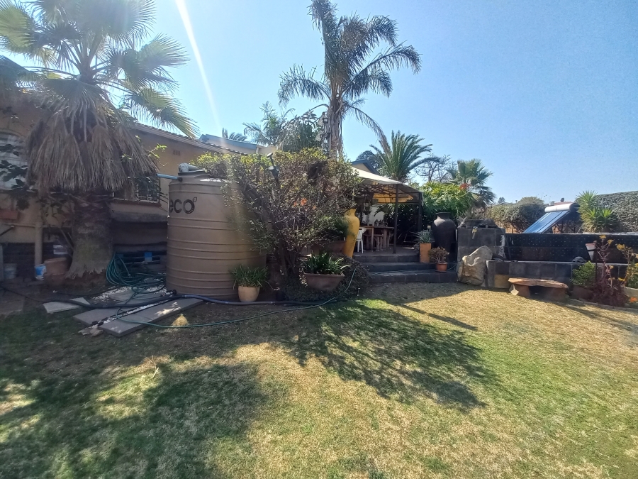 5 Bedroom Property for Sale in Croydon Gauteng