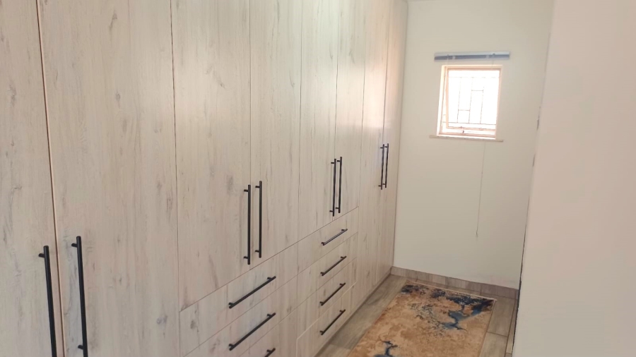 4 Bedroom Property for Sale in Lyttelton Manor Gauteng