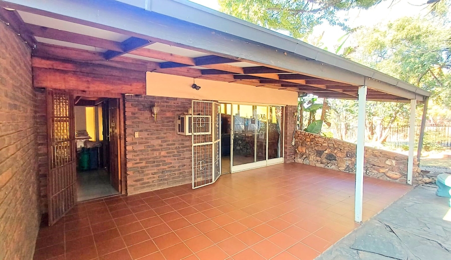 4 Bedroom Property for Sale in Lyttelton Manor Gauteng