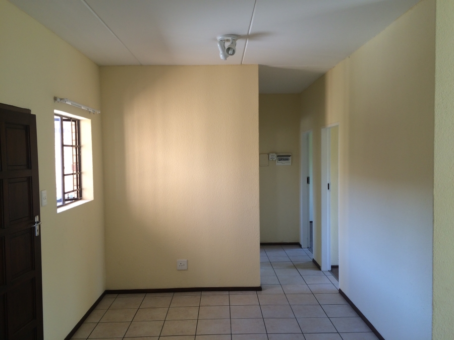 To Let 2 Bedroom Property for Rent in Halfway Gardens Gauteng