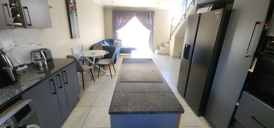 4 Bedroom Property for Sale in Albertsdal Gauteng