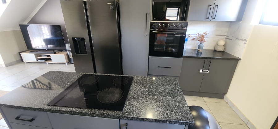 4 Bedroom Property for Sale in Albertsdal Gauteng