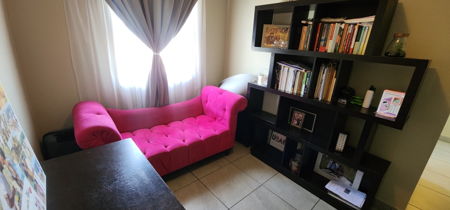 4 Bedroom Property for Sale in Albertsdal Gauteng