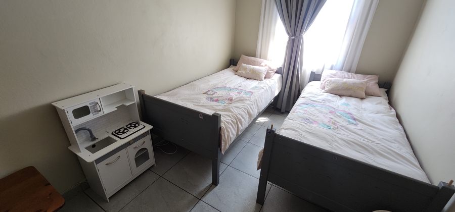 4 Bedroom Property for Sale in Albertsdal Gauteng