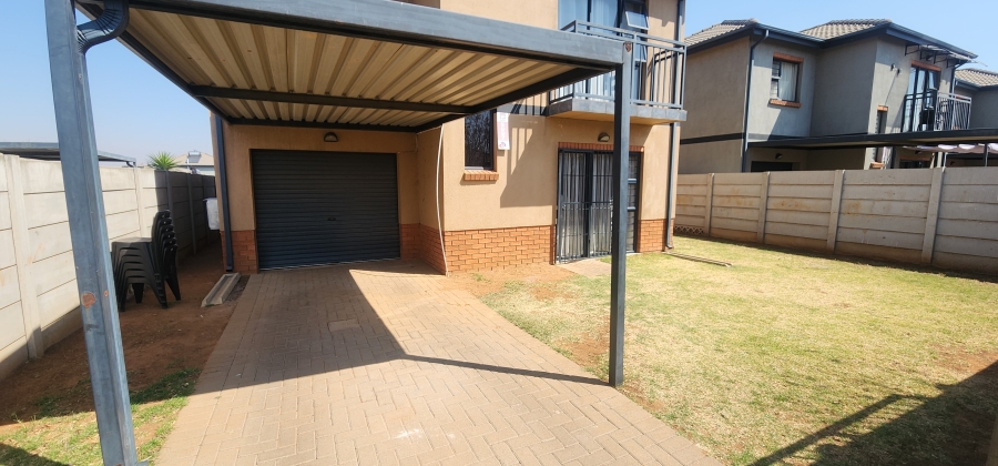 4 Bedroom Property for Sale in Albertsdal Gauteng