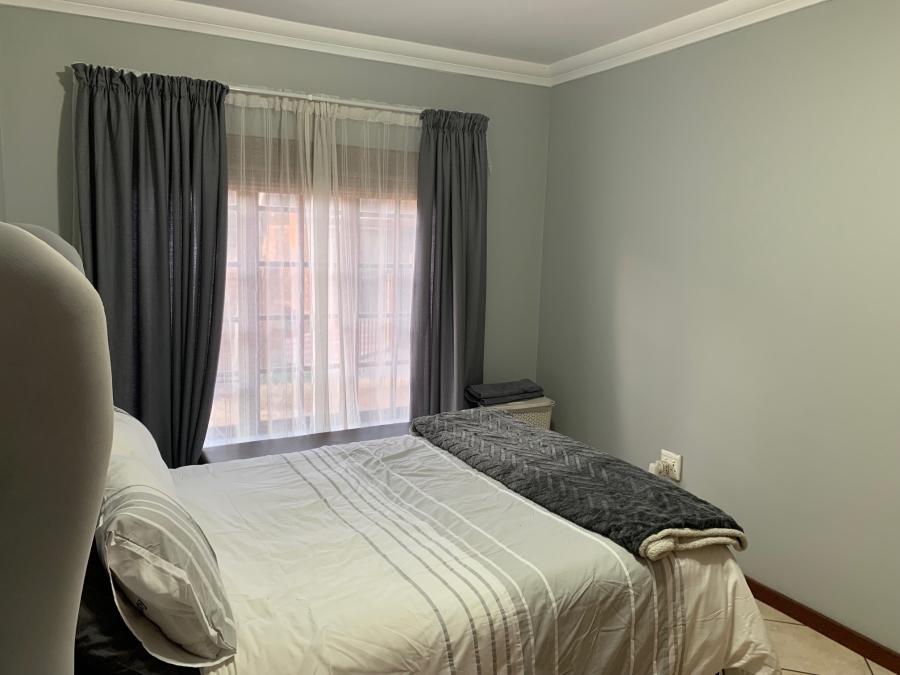 3 Bedroom Property for Sale in Die Wilgers Gauteng
